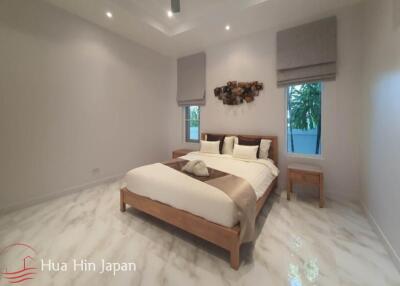 Modern 3 Bedroom Pool Villa inside Popular Red Mountain Project near Town