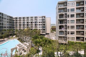 2 Bedroom Unit at New Luxurious Condo only 2 km from the Centre (Completed, furnished)