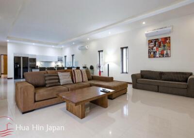 Spacious 3 Bedroom Pool Villa near Palm Hills Golf in Secured Compound