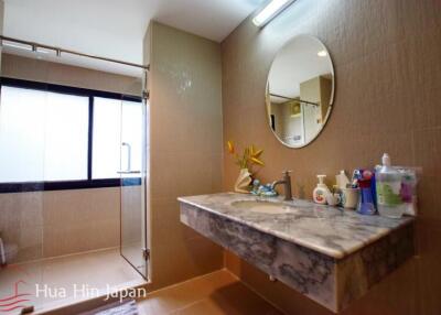 Luxury 3 Bedrooms Condominium Close to Khao Tao