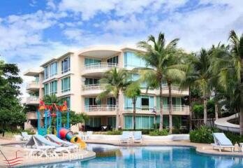 Nice Pool View 2 Bedroom Unit inside San Ploen Beachfront Condominium in Downtown Hua Hin