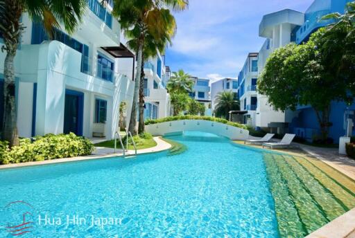 Duplex 3 Bedroom Unit inside Exclusive Beachfront Condominium Near Palm Hills Golf