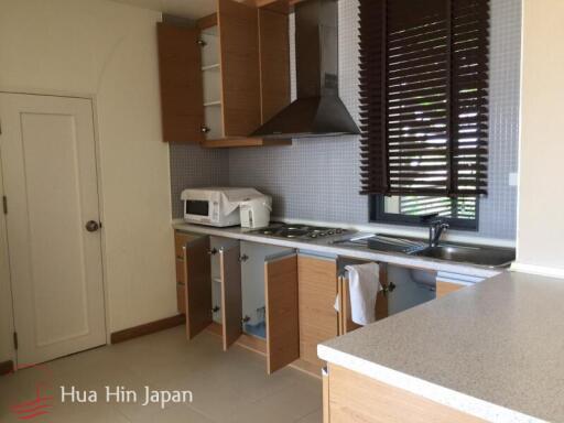 3 Bedroom Duplex Unit on Palm Hills Golf (fully furnished)