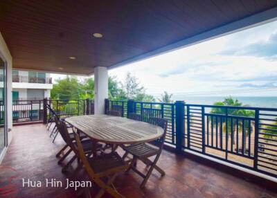 Beautiful Seaview 2 Bedroom Beachfront condo at Chaam Beach