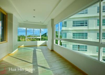 Two Bedroom Unit with Stunning Sea View towards Dolphin Bay Beach