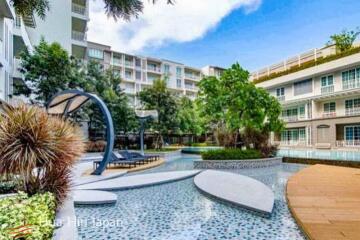 Golf and Sea View Condominium Unit inside Popular Autumn Condominium