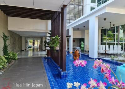 **Huge Price Reduction!** 1 Bedroom Unit on Top Floor of Tira Tiraa in the Heart of Hua Hin Town