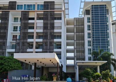 **Huge Price Reduction!** 1 Bedroom Unit on Top Floor of Tira Tiraa in the Heart of Hua Hin Town