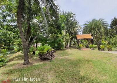 7 Rai Land on the way to Huay Mongkol Temple