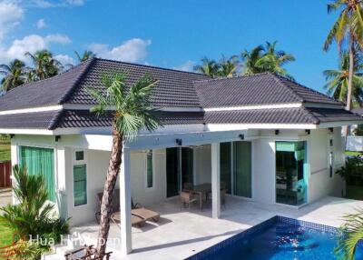 High Quality Modern Pool Villa only 800 m from Dolphin Bay Beach