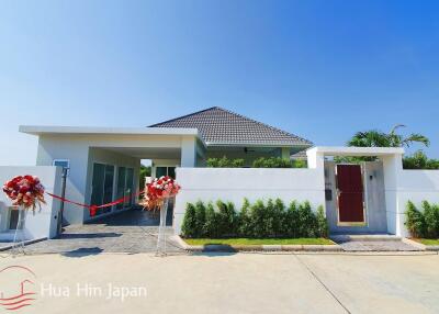 Quality 3 Bedroom Villa in New Retirement Community Near Black Mountain (Off plan)