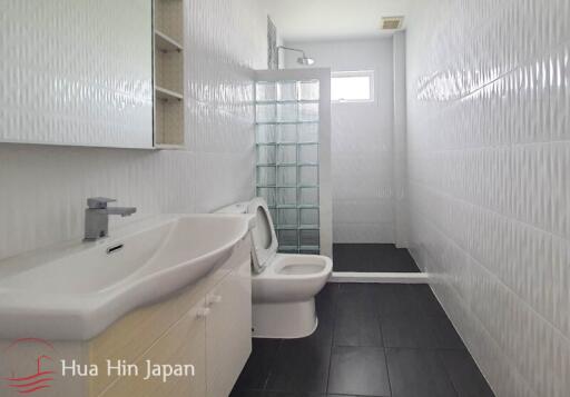 2 Bedroom Townhouse near Palm Hill (complete, ready to move in)