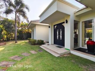 Modern 3 bed pool villa inside a Luxury Private Estate on the way to Black Mountain Golf Course