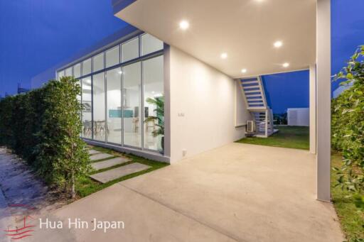 Ultra Modern Design 4 BDRM Pool Villa with Sea View (some plots)