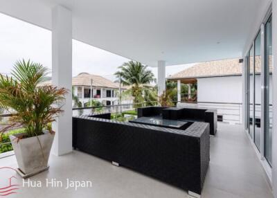 Modern 4 Bedroom Pool Villa In Great Location