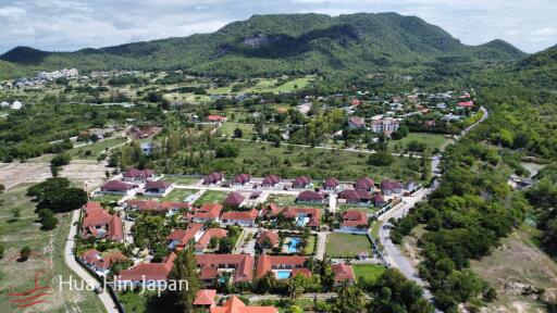 4 Bedroom Pool Villa next to Black Mountain Golf (completed, fully furnished)