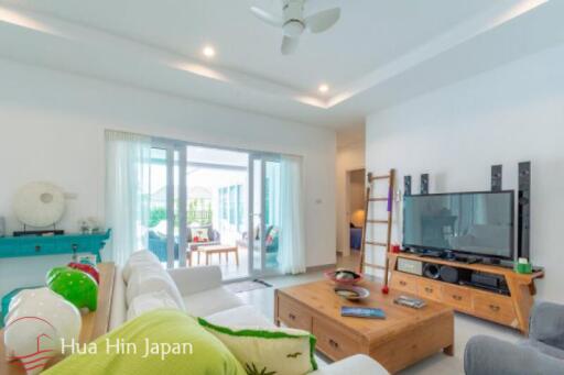 Modern and High Spec 4 Bedroom Pool Villa Close to Beautiful Sai Noi Beach