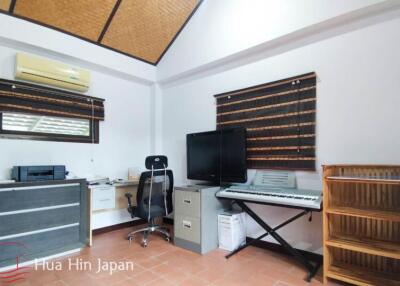 Beautiful 4 Bedroom Villa Resort Style inside The Villa Vista Off Soi 126