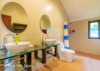 Hybrid Thai/European Design 4 Bedroom Villa Off Soi 112