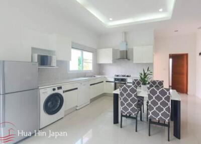 3 Bedrooms Relatively New Pool Villa on Soi 6 only 10 min to Town (completed, fully furnished))