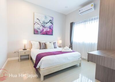 3 Bedrooms Thai style house close to Banyan Golf course