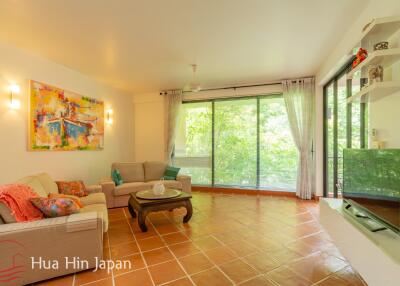 A Large 2 Bedroom apartment only 300 meter from Khao Takiab Beach.