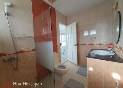 Well maintained 2 Bed 2 Bath Pool Villa on a large plot inside Residential Project on Soi 112