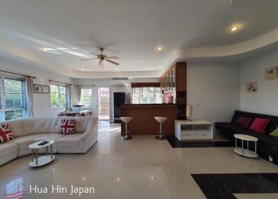 Well maintained 2 Bed 2 Bath Pool Villa on a large plot inside Residential Project on Soi 112