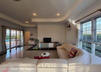 Well maintained 2 Bed 2 Bath Pool Villa on a large plot inside Residential Project on Soi 112