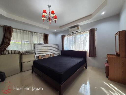 Lake Facing Well Maintained 3 Bedroom Pool Villa on Soi 112