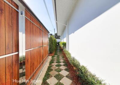 Spacious 3 bedroom pool villa inside a new luxury pool villa development off Soi 112