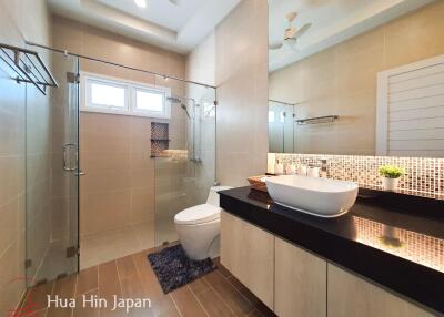 3 Bedroom Villa inside A New Luxury Pool Villa Development off Soi 112 only 10 min to Bluport