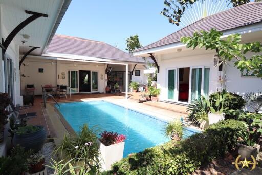 **Price reduced!**  3 Bedroom Pool Villa in Heights 1 Near Hua Hin Centre