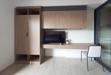 Nice Studio room at New Luxurious Condo only 2 km from the Centre (Completed, furnished)