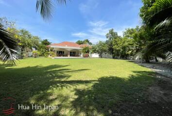 Very Solid 3 Bedroom Pool Villa on Large Plot near Downtown Hua Hin