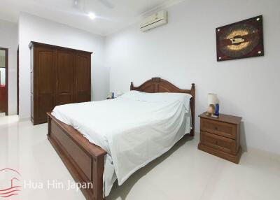 Very Solid 3 Bedroom Pool Villa on Large Plot near Downtown Hua Hin