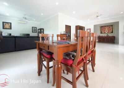 Very Solid 3 Bedroom Pool Villa on Large Plot near Downtown Hua Hin