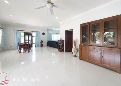 Very Solid 3 Bedroom Pool Villa on Large Plot near Downtown Hua Hin