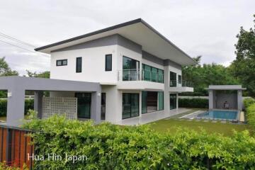 Contemporary Design House with Beautiful Mountain View Only 5 min from Downtown