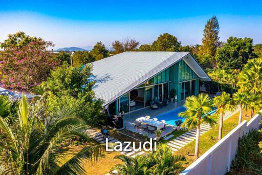 Modern 7 Bedroom Standalone Pool Villa on Large Land in Hua Hin