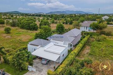 Palm Hills Palm Village Luxury pool villa for sale Hua Hin