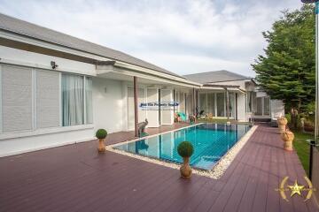 Palm Hills Palm Village Luxury pool villa for sale Hua Hin