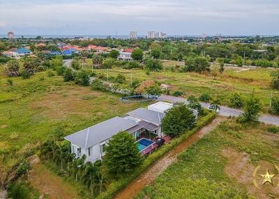 Palm Hills Palm Village Luxury pool villa for sale Hua Hin