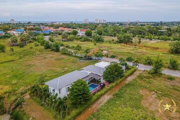 Palm Hills Palm Village Luxury pool villa for sale Hua Hin