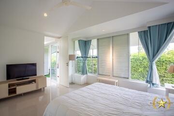 Palm Hills Palm Village Luxury pool villa for sale Hua Hin