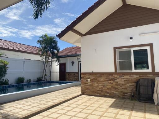 Pool villa house for rent in East Pattaya