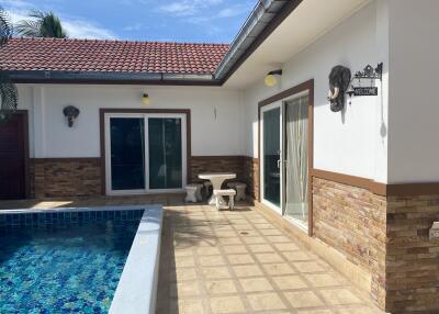 Pool villa house for rent in East Pattaya