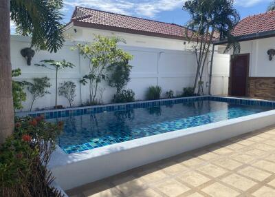 Pool villa house for rent in East Pattaya