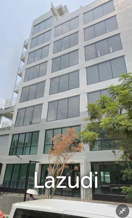 Luxury Commercial Building for rent in Silom