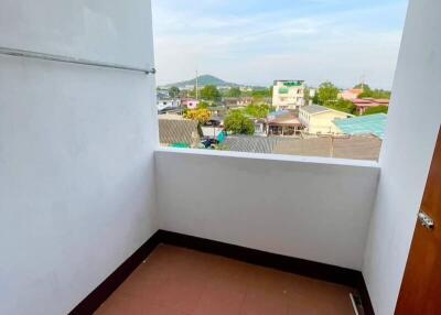 Small balcony with a scenic view